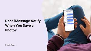 Read more about the article Does Imessage Notify When You Save a Photo